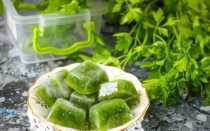 Как правильно использовать петрушку для лица? Эффективные советы.